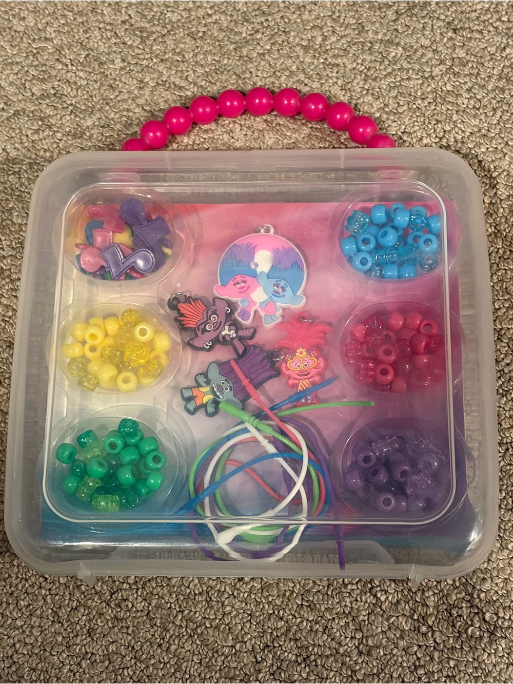 Trolls Bead Kit with Pink Handle and Multicolor Beads